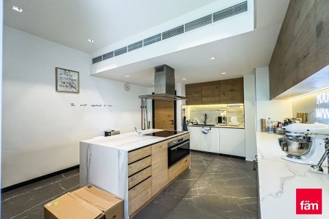 Shtëpi në qytet në Dubai, Emiratet e Bashkuara Arabe 4 dhoma gjumi, 304.5 m2. № 714398 - Foto 18