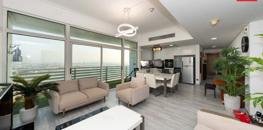 Lägenhet i Business Bay, Dubai, UAE 2 sovrum, 102 kvm Nr. 660315