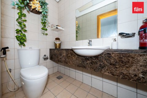 Lägenhet uthyres i Business Bay, Dubai, UAE 2 sovrum, 102 kvm Nr. 660315 - fotografi 6