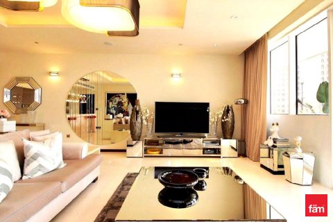 Apartment in Palm Jumeirah, Dubai, UAE 3 bedrooms, 222.8 sq.m. № 713597 - photo 11