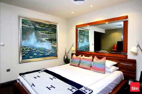 Apartment in Palm Jumeirah, Dubai, UAE 3 bedrooms, 222.8 sq.m. № 713597 - photo 9