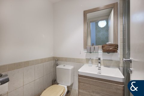 Villa te koop in The Lakes, Dubai, VAE 3 slaapkamers, 256 vr.m., nr 688755 - foto 9