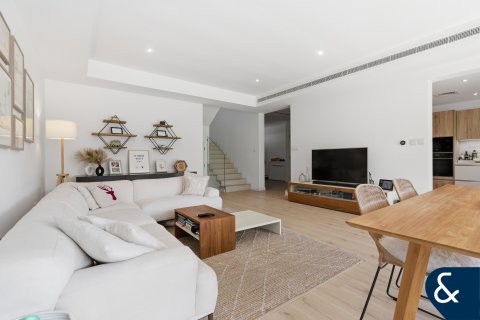 Vilă de vânzare în The Lakes, Dubai, EAU 3 dormitoare, 236 mp.  №688758 - poză 4