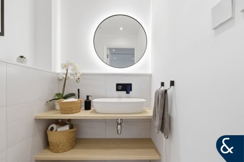 Vilă de vânzare în The Lakes, Dubai, EAU 3 dormitoare, 236 mp.  №688758 - poză 9