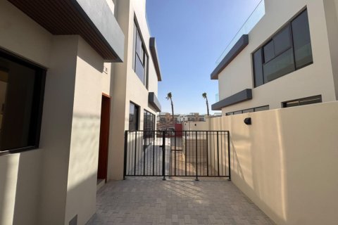 Vila v Damac Lagoons, Dubai, SAE 6 ložnice, 445 m² Č.: 721194 - fotografie 2