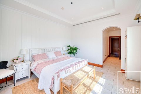 Vila v Jumeirah Golf Estates, Dubai, SAE 5 ložnice, 717 m² Č.: 680903 - fotografie 16