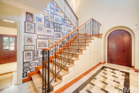 Vila v Jumeirah Golf Estates, Dubai, SAE 5 ložnice, 717 m² Č.: 680903 - fotografie 6