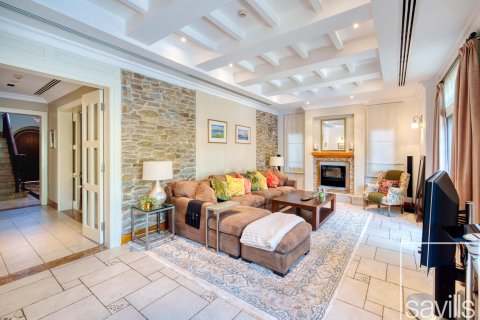 Vila v Jumeirah Golf Estates, Dubai, SAE 5 ložnice, 717 m² Č.: 680903 - fotografie 10