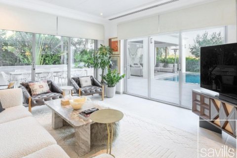 Vila v Jumeirah Golf Estates, Dubai, SAE 5 ložnice, 797 m² Č.: 680904 - fotografie 4