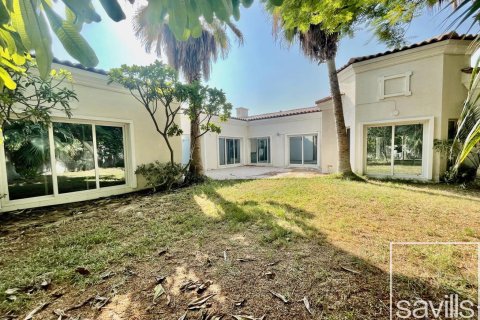 Villa sa Dubai Investment Park, UAE 4 silid-tulugan, 941 sq.m. № 680902 - larawan 2