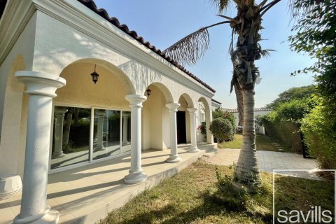 Villa sa Dubai Investment Park, UAE 4 silid-tulugan, 941 sq.m. № 680902 - larawan 3