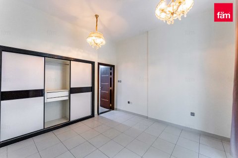 Byt v Dubai Studio City, SAE 2 ložnice, 107 m² Č.: 634790 - fotografie 15