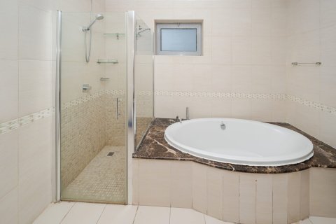 Apartment til leje i Business Bay, Dubai, UAE 4 soveværelser, 546 kvm № 677424 - foto 18