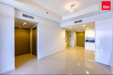 Apartmen di Business Bay, Dubai, UAE 2 bilik tidur, 75.4 meter persegi № 669667 - foto 6