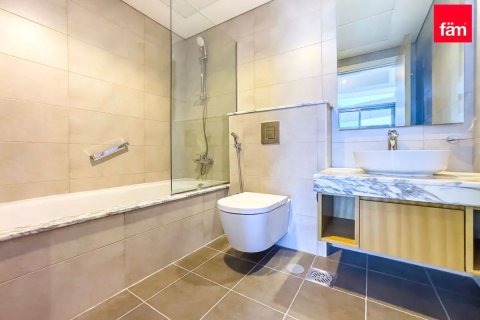 Apartmen di Business Bay, Dubai, UAE 2 bilik tidur, 75.4 meter persegi № 669667 - foto 11