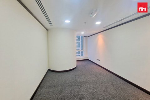 Zyrë në Dubai, Emiratet e Bashkuara Arabe 181.5 m2. № 669671 - Foto 16