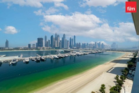 Apartamento para arrendamento em Dubai Harbour, Dubai, EAU 3 quartos, 178.2 m2 № 641567 - foto 1