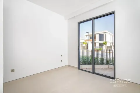 Vilă de închiriat în Tilal Al Ghaf, Dubai, EAU 4 dormitoare, 465 mp.  №738205 - poză 5