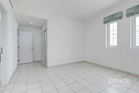 Villa para arrendamento em Arabian Ranches, Dubai, EAU 5 quartos, 424 m2 № 738202 - foto 13