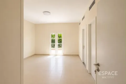 Vilă de închiriat în Meadows, Dubai, EAU 3 dormitoare, 320 mp.  №738206 - poză 3