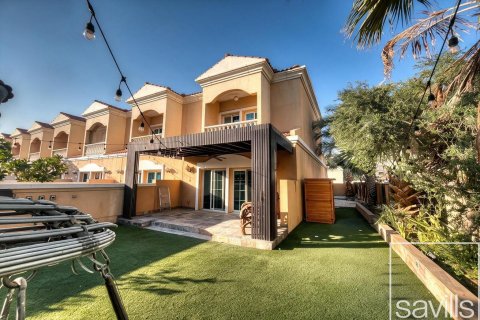 خانه شهری در Jumeirah Village Triangle، Dubai ، امارات متحده عربی 2 خوابه ، 283.08 متر مربع.  شماره 761232