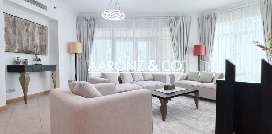 آپارتمان در Palm Jumeirah، Dubai ، امارات متحده عربی 3 خوابه ، 206 متر مربع.  شماره 703112