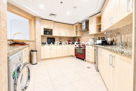 آپارتمان برای اجاره در Palm Jumeirah، Dubai، امارات متحده عربی 3 خوابه ، 206 متر مربع ، شماره 703112 - تصویر 15
