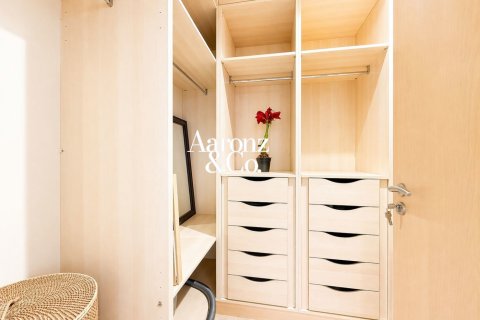 Apartman u Palm Jumeirah, Dubai, UAE 3 spavaćih soba, 206 m2 Br. 703112 - fotografija 13