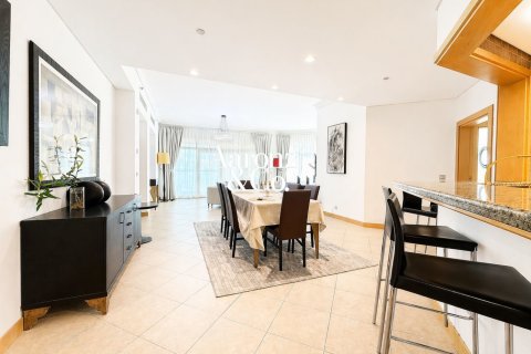 Apartman u Palm Jumeirah, Dubai, UAE 3 spavaćih soba, 206 m2 Br. 703112 - fotografija 5