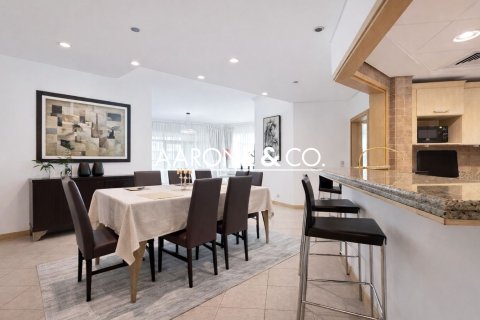 آپارتمان برای اجاره در Palm Jumeirah، Dubai، امارات متحده عربی 3 خوابه ، 206 متر مربع ، شماره 703112 - تصویر 5