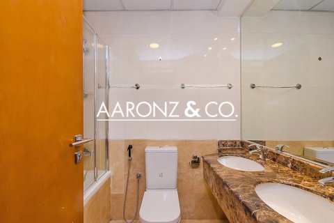 Apartamento en alquiler en Dubai Marina, Dubai, EAU 2 dormitorios, 134 m2 № 703113 - foto 11