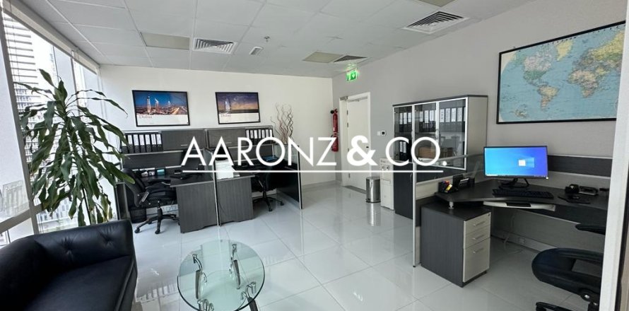 Business Bay, Dubai, BAE’de ofis 44 m&sup2; No 703114