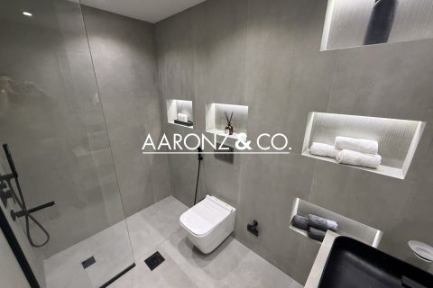 Apartament de vânzare în Jumeirah Lake Towers, Dubai, EAU 1 dormitor, 73 mp.  №703110 - poză 15