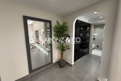Apartament de vânzare în Jumeirah Lake Towers, Dubai, EAU 1 dormitor, 73 mp.  №703110 - poză 6