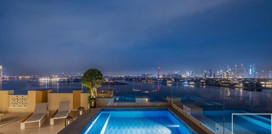 Katusekorter asukohaga Palm Jumeirah, Dubai, AÜE: 4 magamistoaga, 593 m² Nr 669009