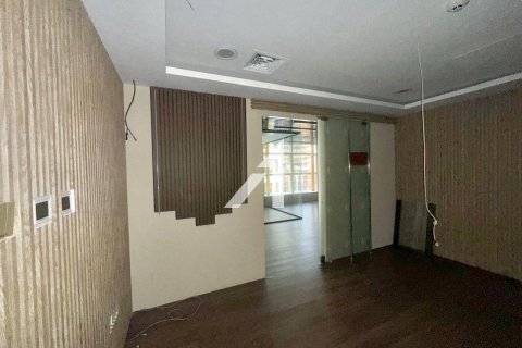 Escritório para arrendamento em Dubai, EAU 102 m2 № 669011 - foto 12