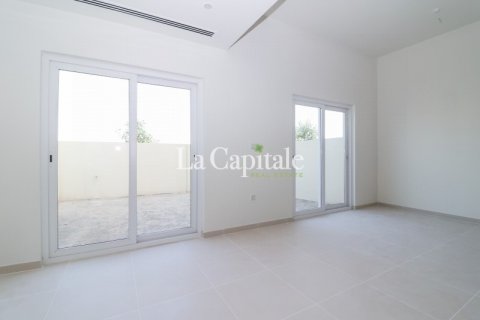 Townhouse in Dubai Land, UAE 3 bedrooms, 210.2 sq.m. № 259894 - photo 7