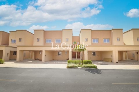 Townhouse in Dubai Land, UAE 3 bedrooms, 210.2 sq.m. № 259894 - photo 1