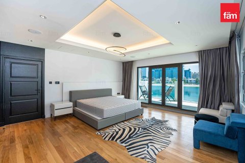 Villa à louer à Palm Jumeirah, Dubai, EAU 4 chambres, 621.4 m2 № 720966 - photo 8