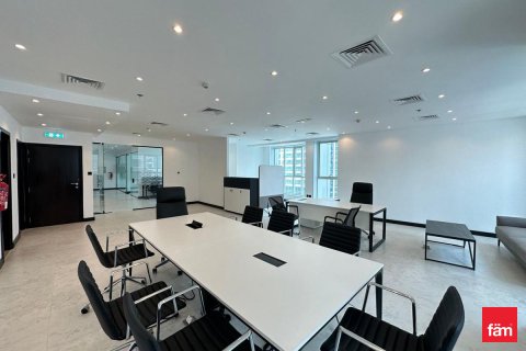 Oficiu de vânzare în Dubai, EAU 171 mp.  №720964 - poză 8