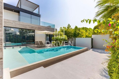 Villa itt: Jumeirah, Dubai, EAE, 5 hálószoba, 940.55 m², azonosító: 761982 - fénykép 3