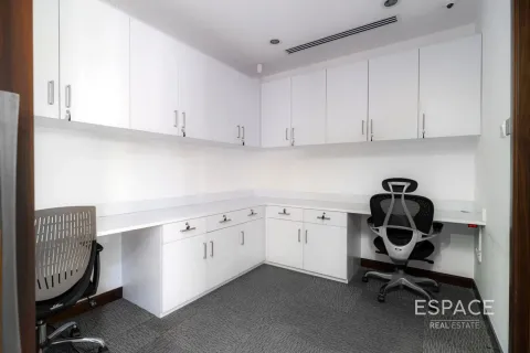 Üürile anda kontor asukohaga Jumeirah Lake Towers, Dubai, AÜE: 146 m² Nr 649960 - pilt 10