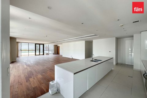 Apartment in Al Wasl, Dubai, UAE 4 bedrooms, 392 sq.m. № 630531 - photo 2