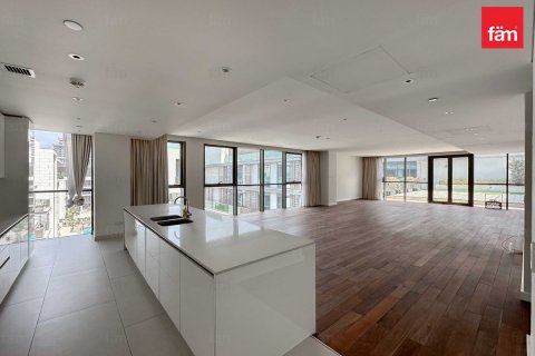 Apartment in Al Wasl, Dubai, UAE 4 bedrooms, 392 sq.m. № 630531 - photo 1