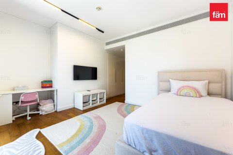 Apartment in City Walk, Dubai, UAE 4 bedrooms, 392 sq.m. № 630531 - photo 12