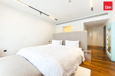 Apartment in City Walk, Dubai, UAE 4 bedrooms, 392 sq.m. № 630531 - photo 18
