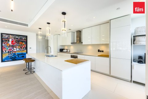 Apartment in City Walk, Dubai, UAE 4 bedrooms, 392 sq.m. № 630531 - photo 10