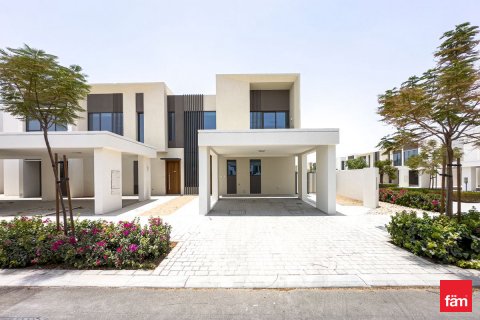 Villa zum Verkauf in Dubai, VAE 4 Schlafzimmer, 255.5 m2 Nr. 630533 - Foto 10