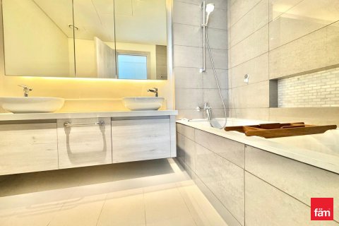 Apartment in Dubai, UAE 2 bedrooms, 116.2 sq.m. № 630536 - photo 9