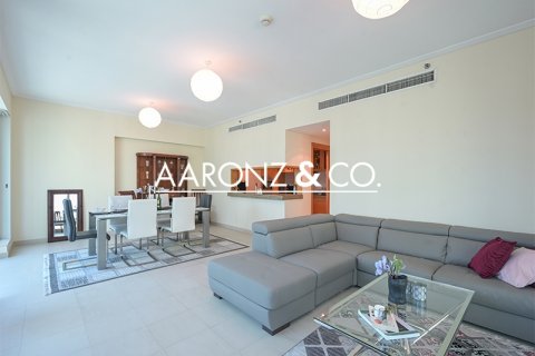Appartement te huur in Dubai Marina, Dubai, VAE 2 slaapkamers, 134 vr.m., nr 681186 - foto 2